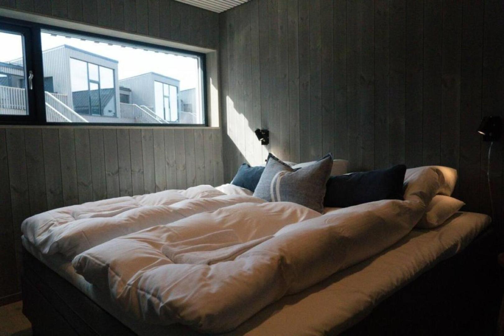 Seafront Apartment Henningsvær Buitenkant foto
